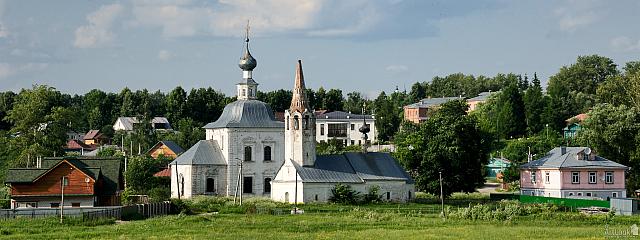 Suzdal Landscapes - Wooden Houses and Stone Churches