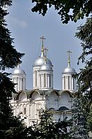 Twelve Apostles' Church Cupolas framed by trees (Moscow Kremlin)