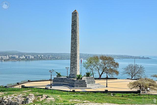 Obelisk of Glory from the Top of Mount Mithridat