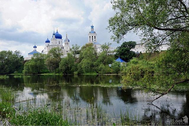 View of Bogolyubovo Convent from Monastery Pond
