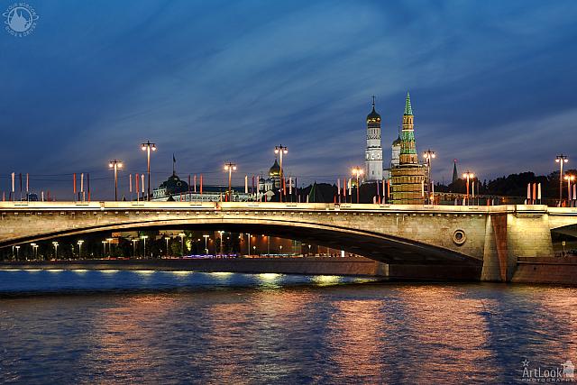 Lights of Festive Bolshoy Moskvoretsky Bridge in Twilight