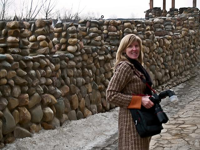 Walking at walls of Izmailovo Kremlin