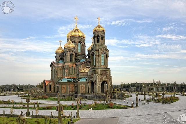 Overview the Main Cathedral of the Russian Armed Forces