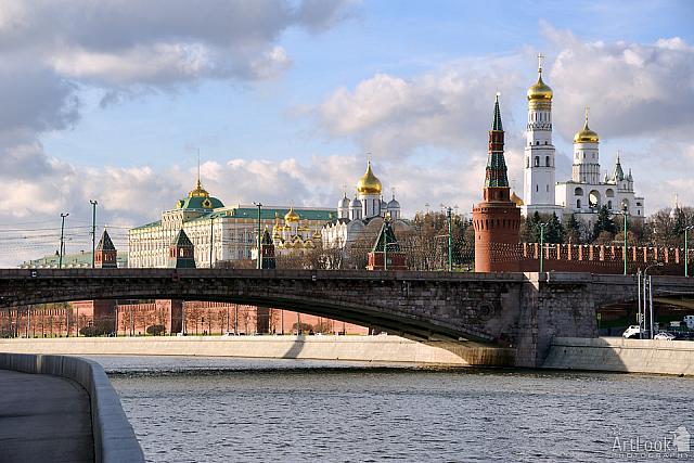 View of Moscow Kremlin from Zamoskvorechye