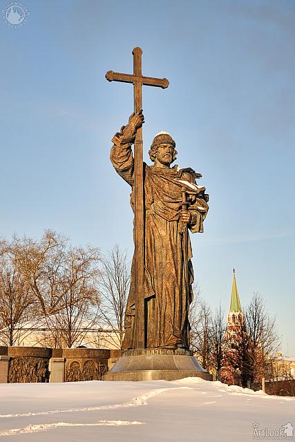 Monument to Vladimir the Great in Winter Sunset