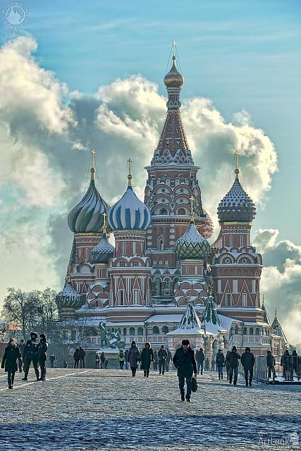 Winter Walk Along the Red Square