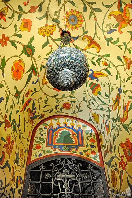Festive Floral Ornaments of Vaulting and Chandelier