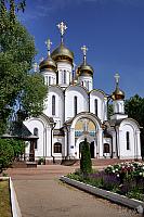 A Way to Nikolsky Cathedral