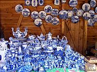 Porcelain in Gzhel style