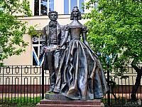 The monument to Pushkin and Goncharova at Old Arbat