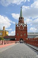 Walking to the main visitors' entrance into the Kremlin