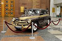 GAZ-M20 "Pobeda" in Commanders Hall (Front Angle View)
