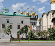 Overview Cathedral Square from Taynitsky Garden