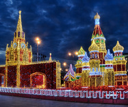 Light Installations of Main Moscow Attractions Under Twilight Skies