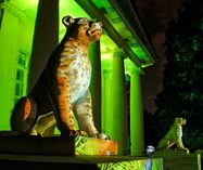 Projection Mapping on Sculptures of Lioness at the Palace Pavilion